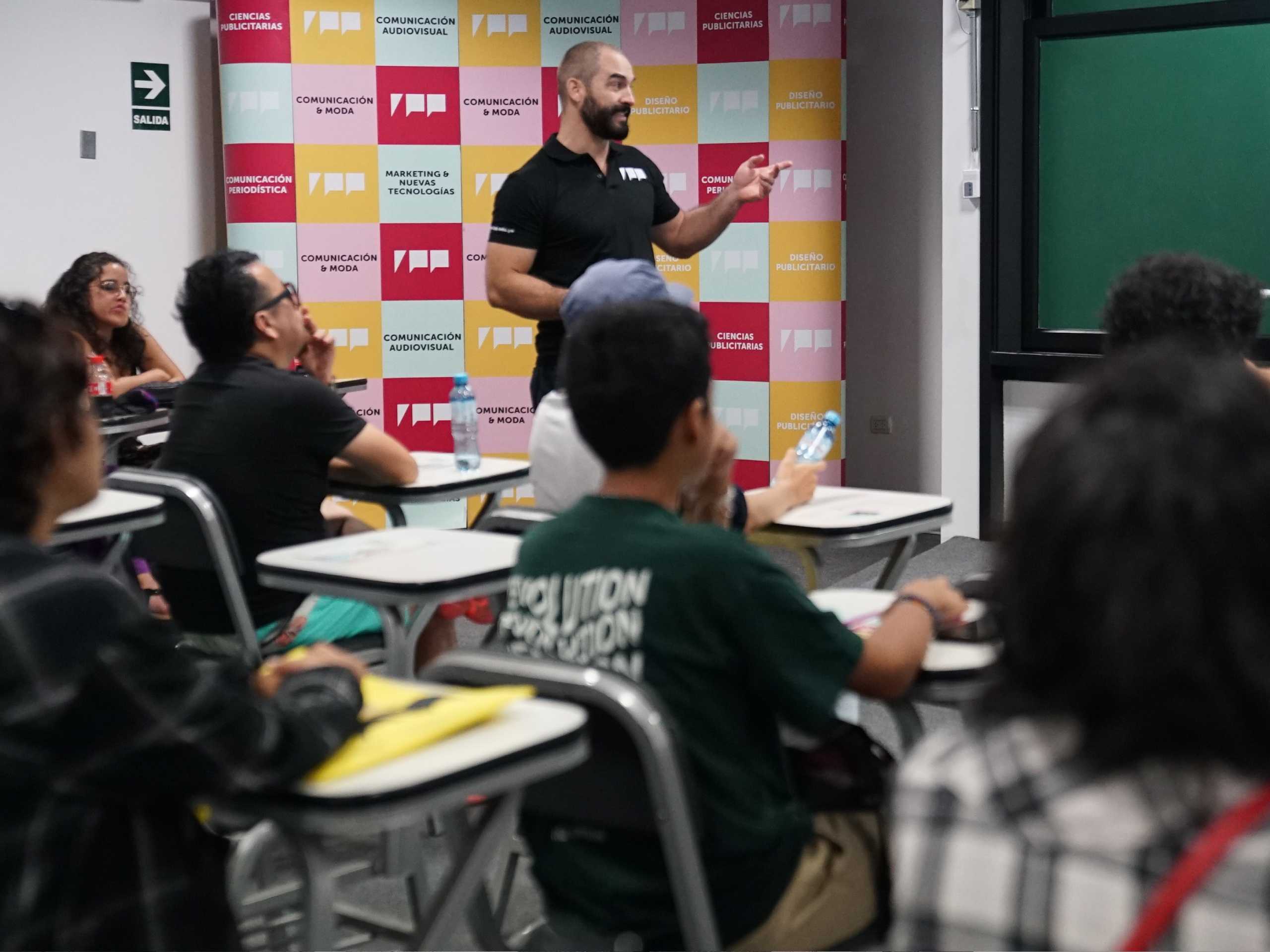 El Perfil Inspirador del Profesor del IPP: Formadores de Publicistas Excepcionales